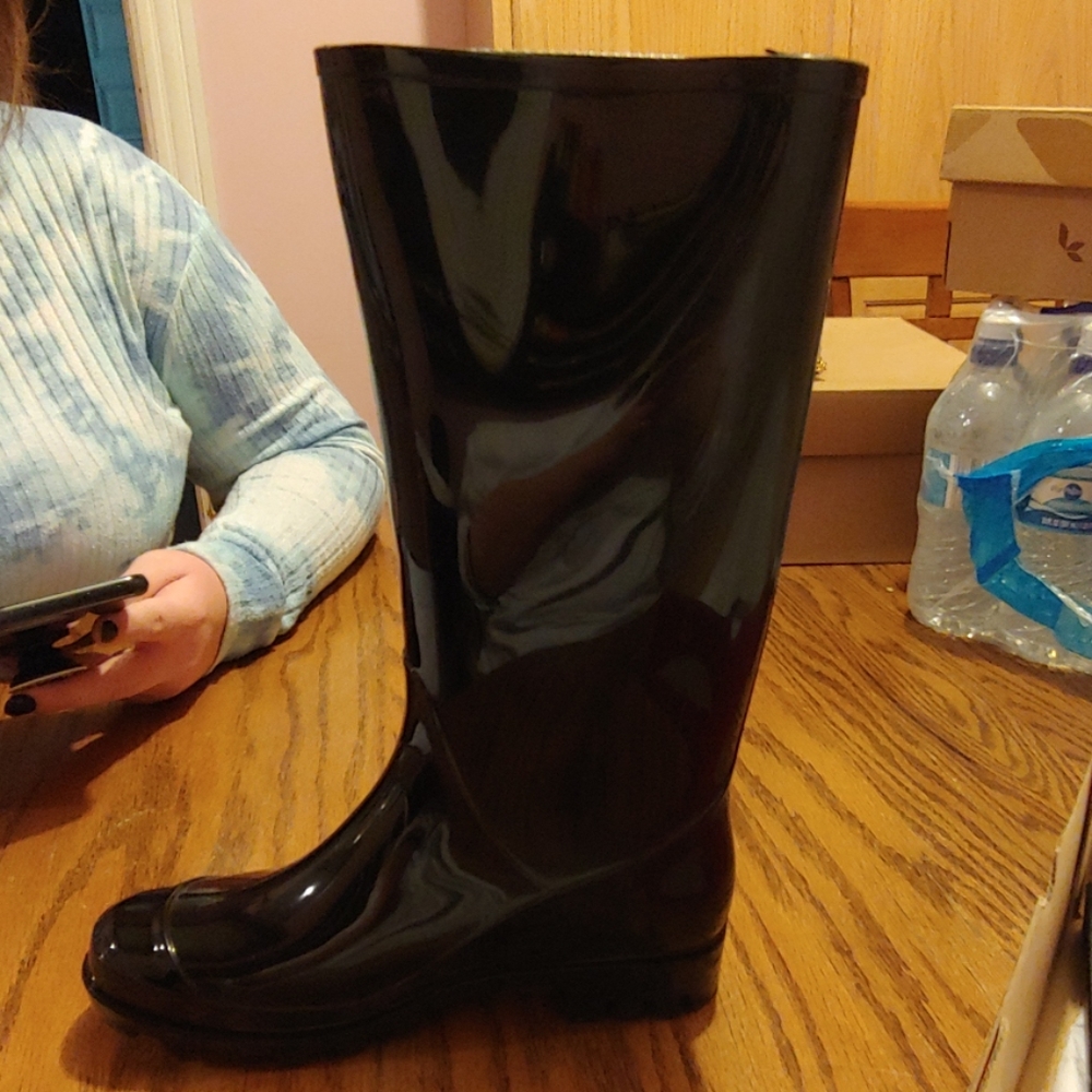 Rain boots